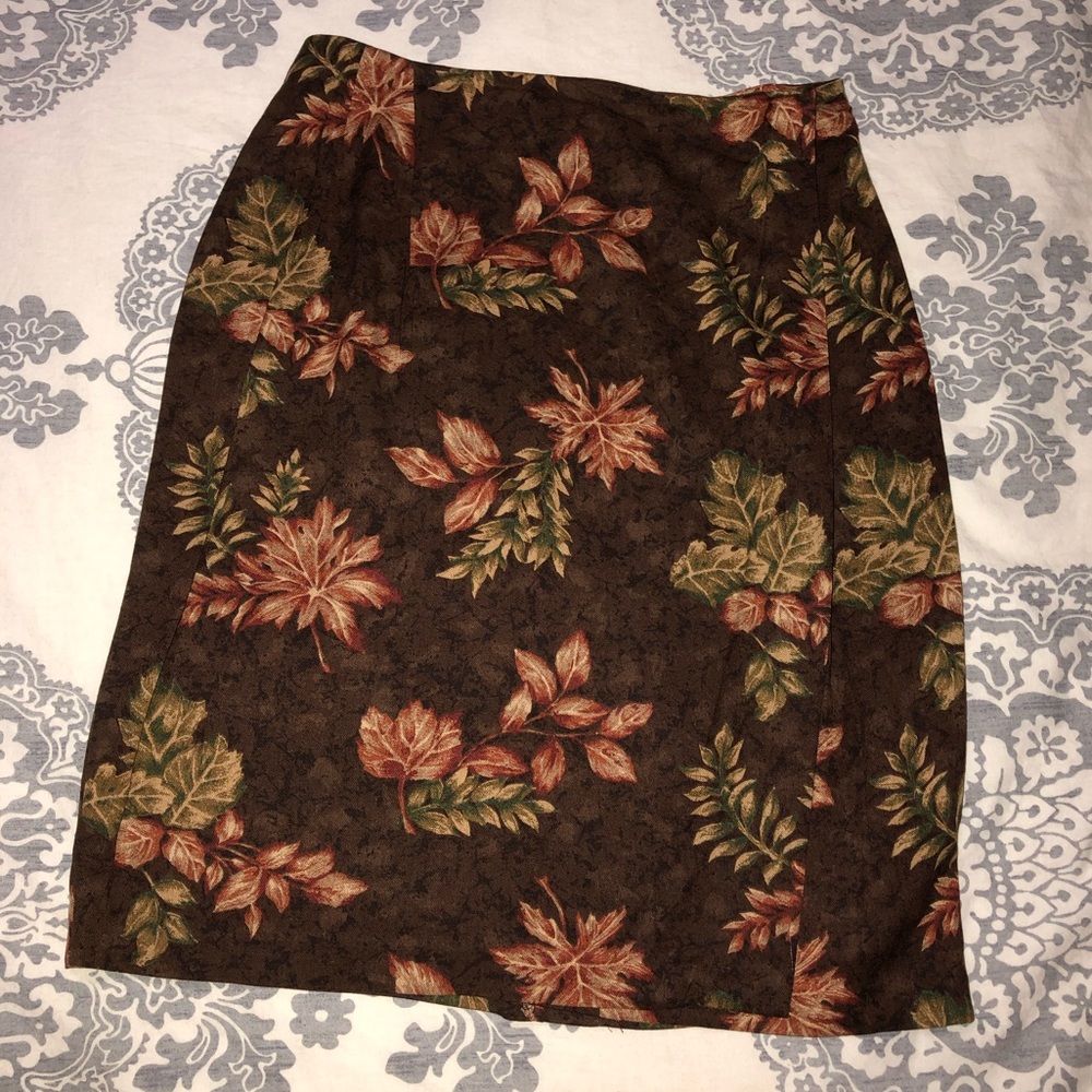 Autumn Leaf Print Mini Skirt — Brown & Green
